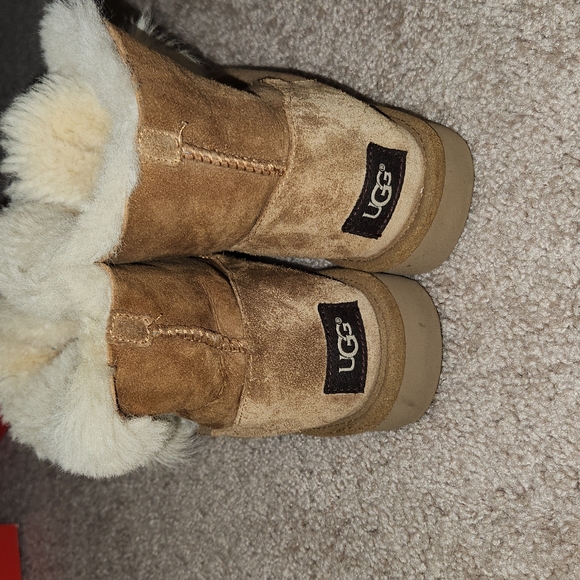 Ugg Boots Sz 5 - Picture 5 of 9